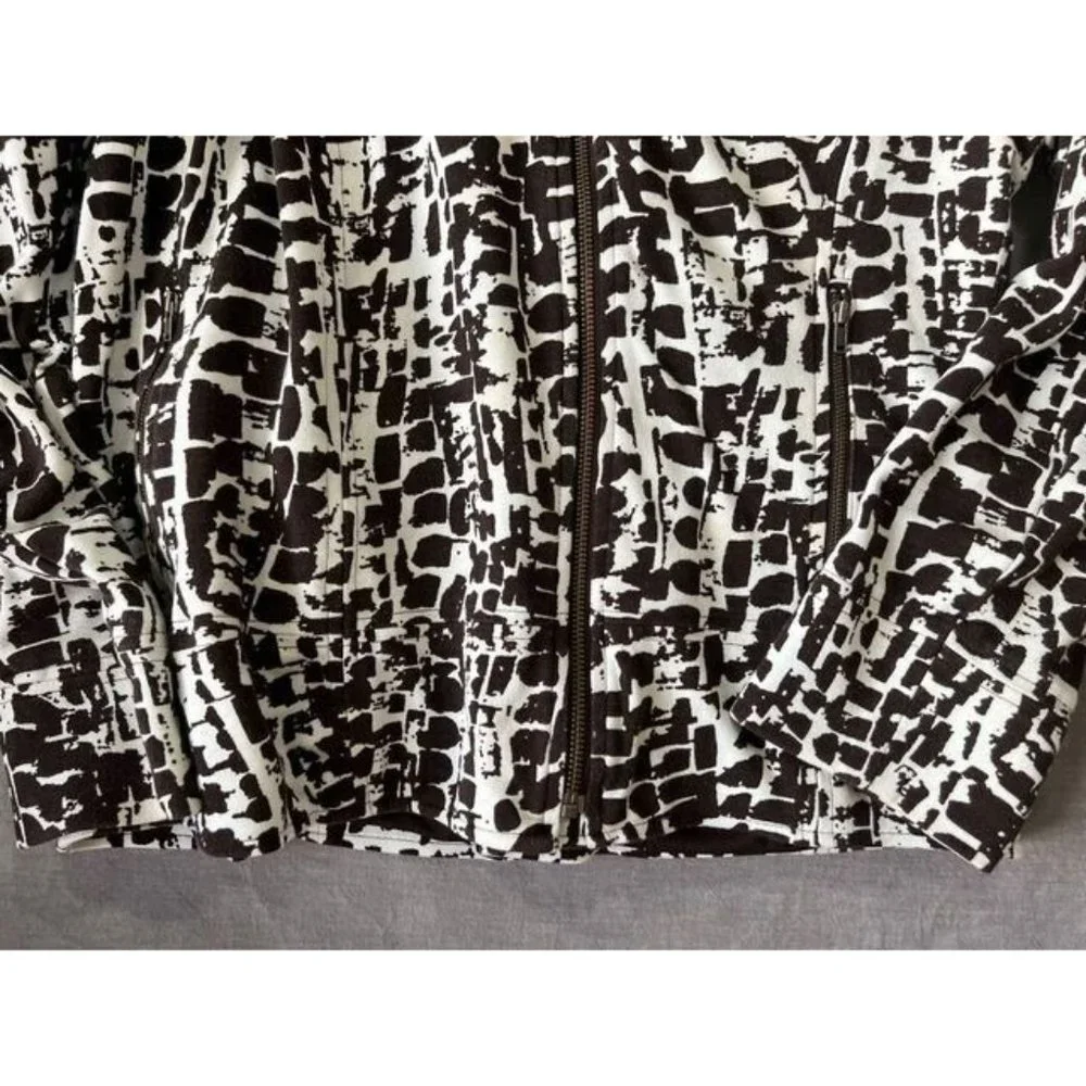 Chico´s Jacket Womens 1 White‎ Animal Print Long Sleeve Full Zip Blazer Ladies